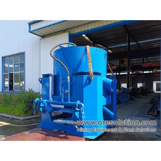 Centrifugal concentrator